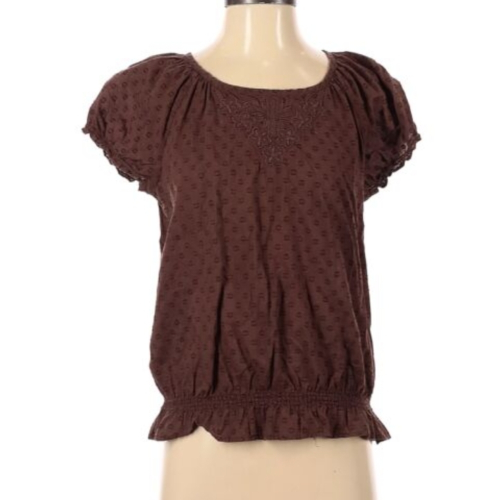 Izod Woman dark brown top 2x